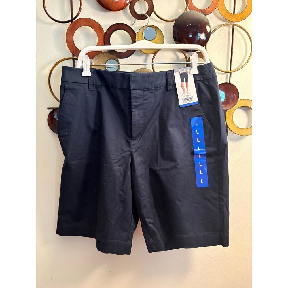 S31 women Matty M Large Navy Bermuda shorts NWT